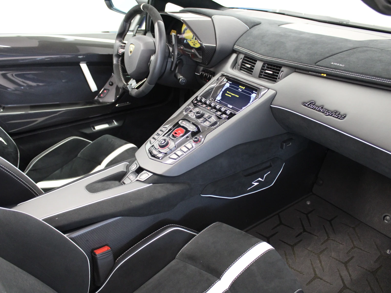 Lamborghini Aventador LP 750-4 SV Roadster, 7/9