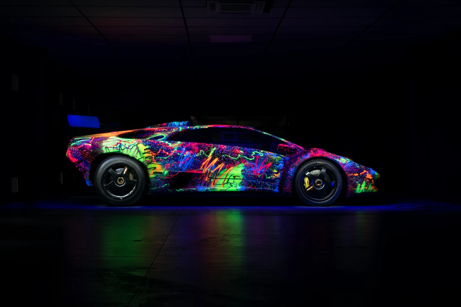 Lamborghini Diablo GTR Art Car, 3/10