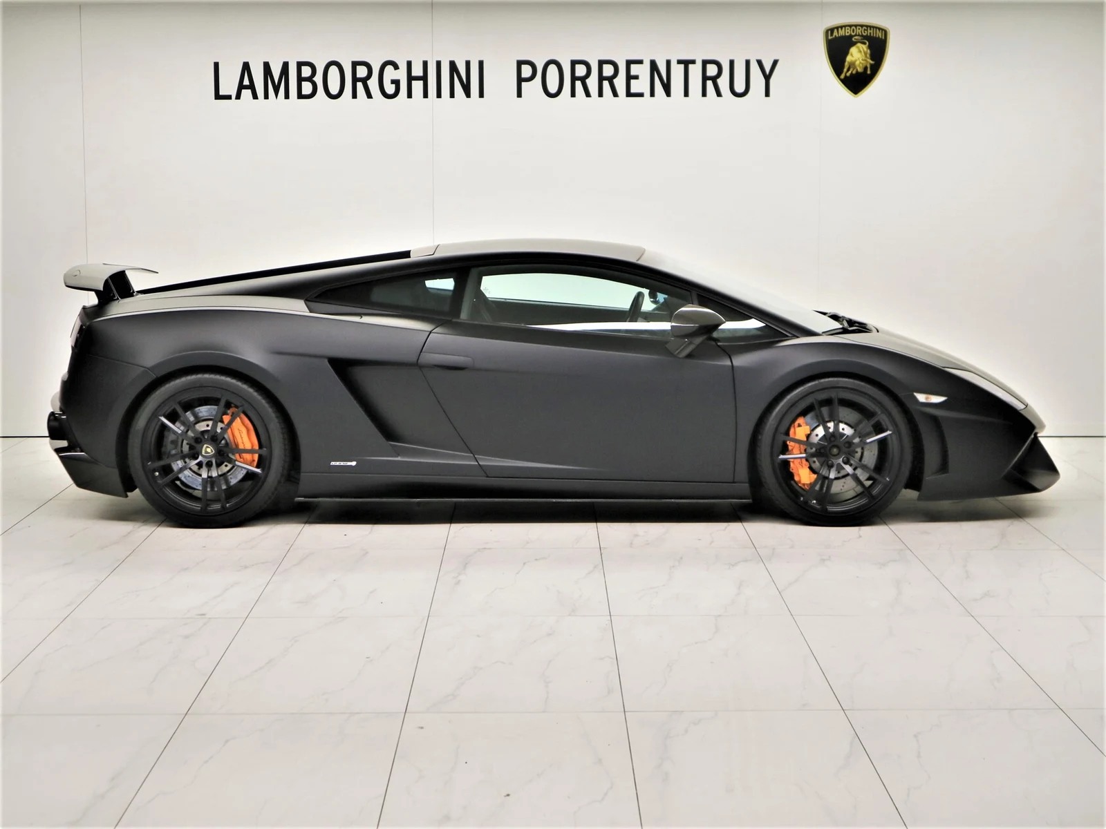 Lamborghini Gallardo LP 570-4 Superleggera, 2/8