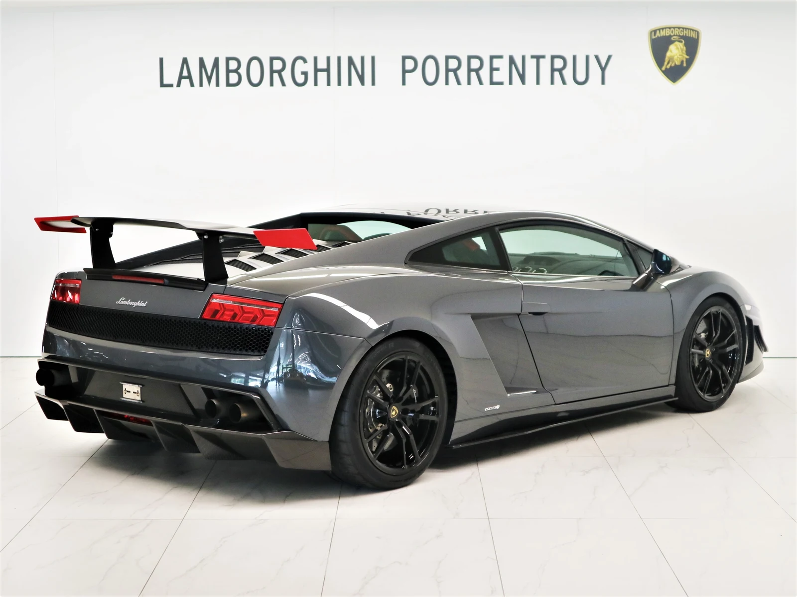 Lamborghini Gallardo LP 570-4 Super Trofeo Stradale, 3/7