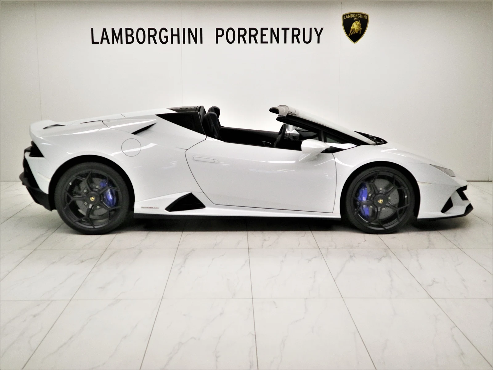Lamborghini Huracán EVO Spyder, 2/8