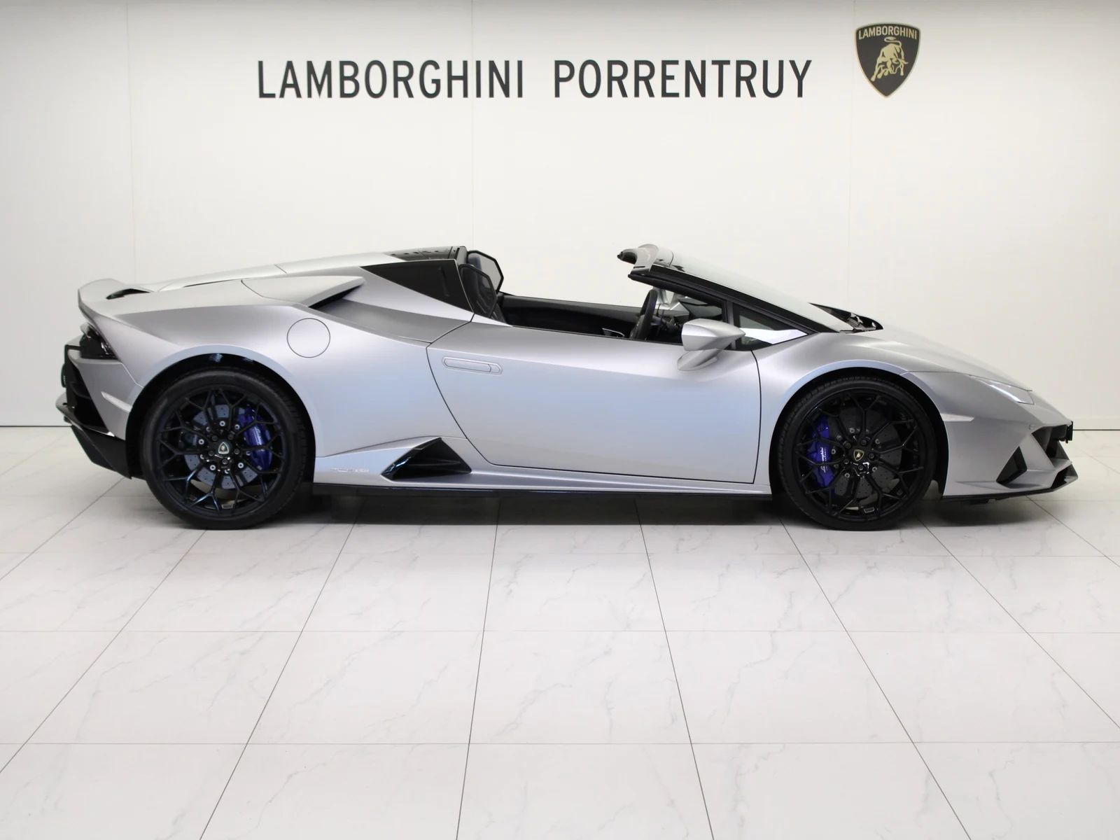 Lamborghini Huracán EVO Spyder, 2/8