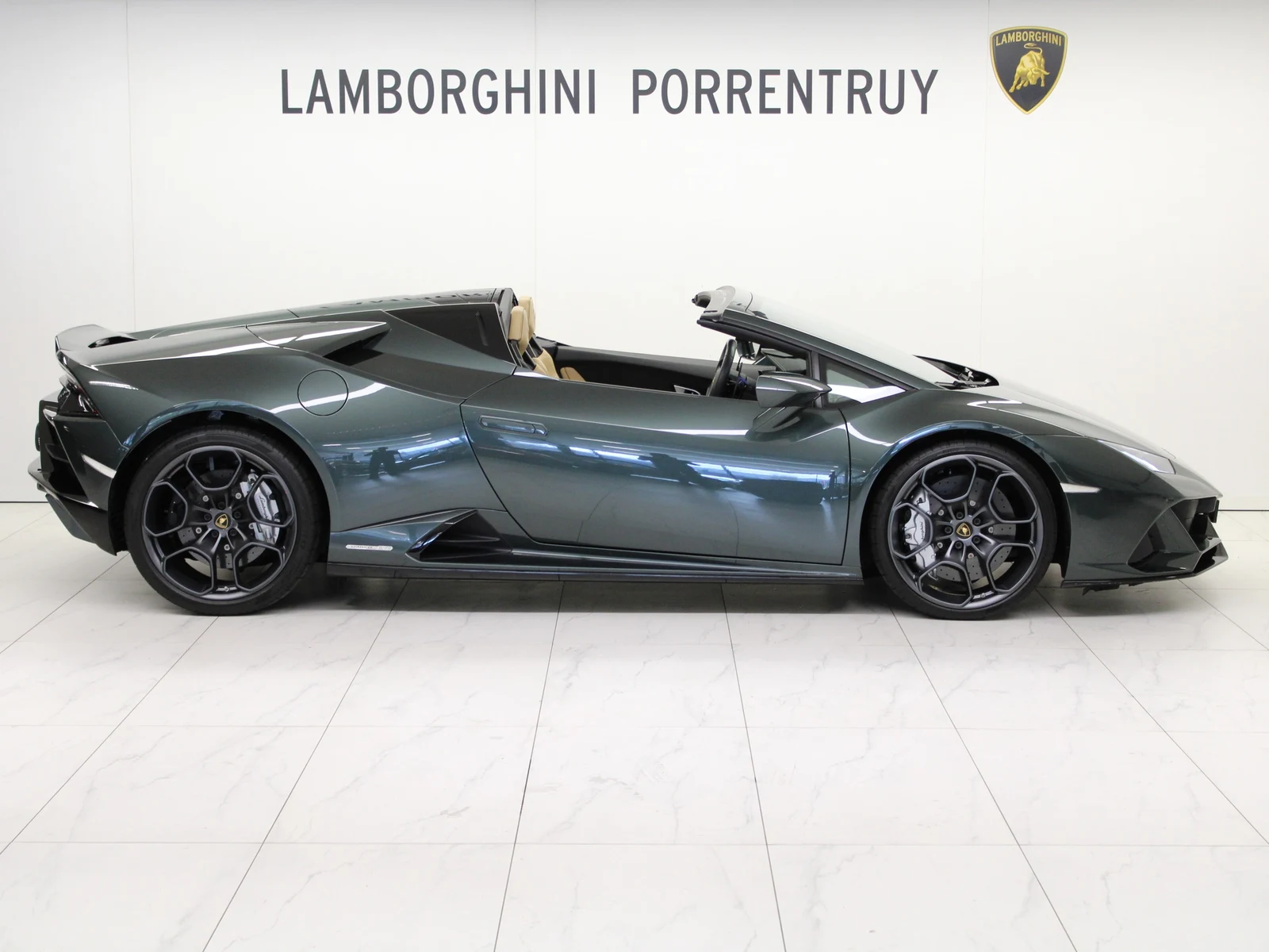 Lamborghini Huracán EVO Spyder, 2/7