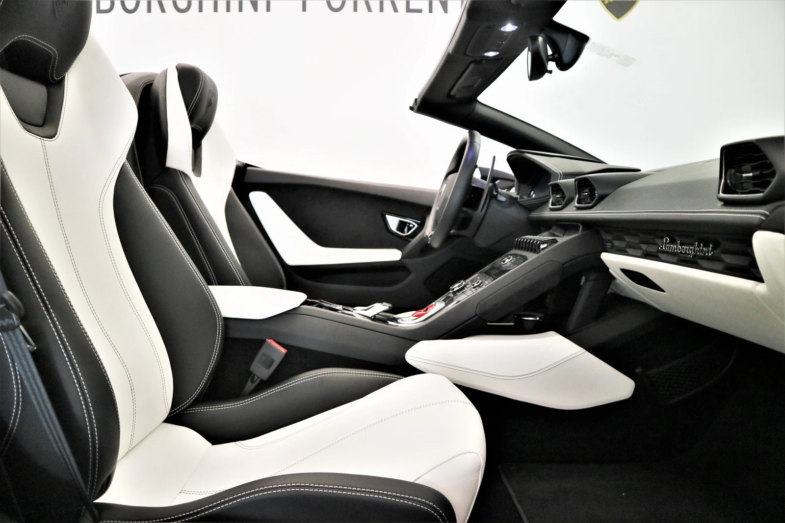 Lamborghini Huracán LP 610-4 Spyder, 7/9