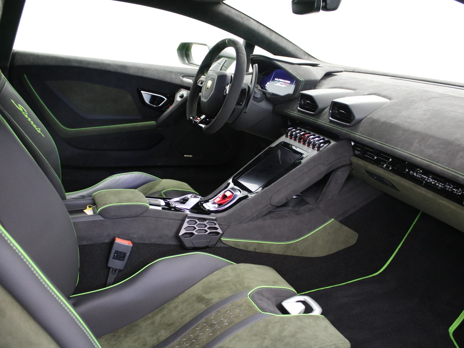 Lamborghini Huracán Sterrato, 6/8
