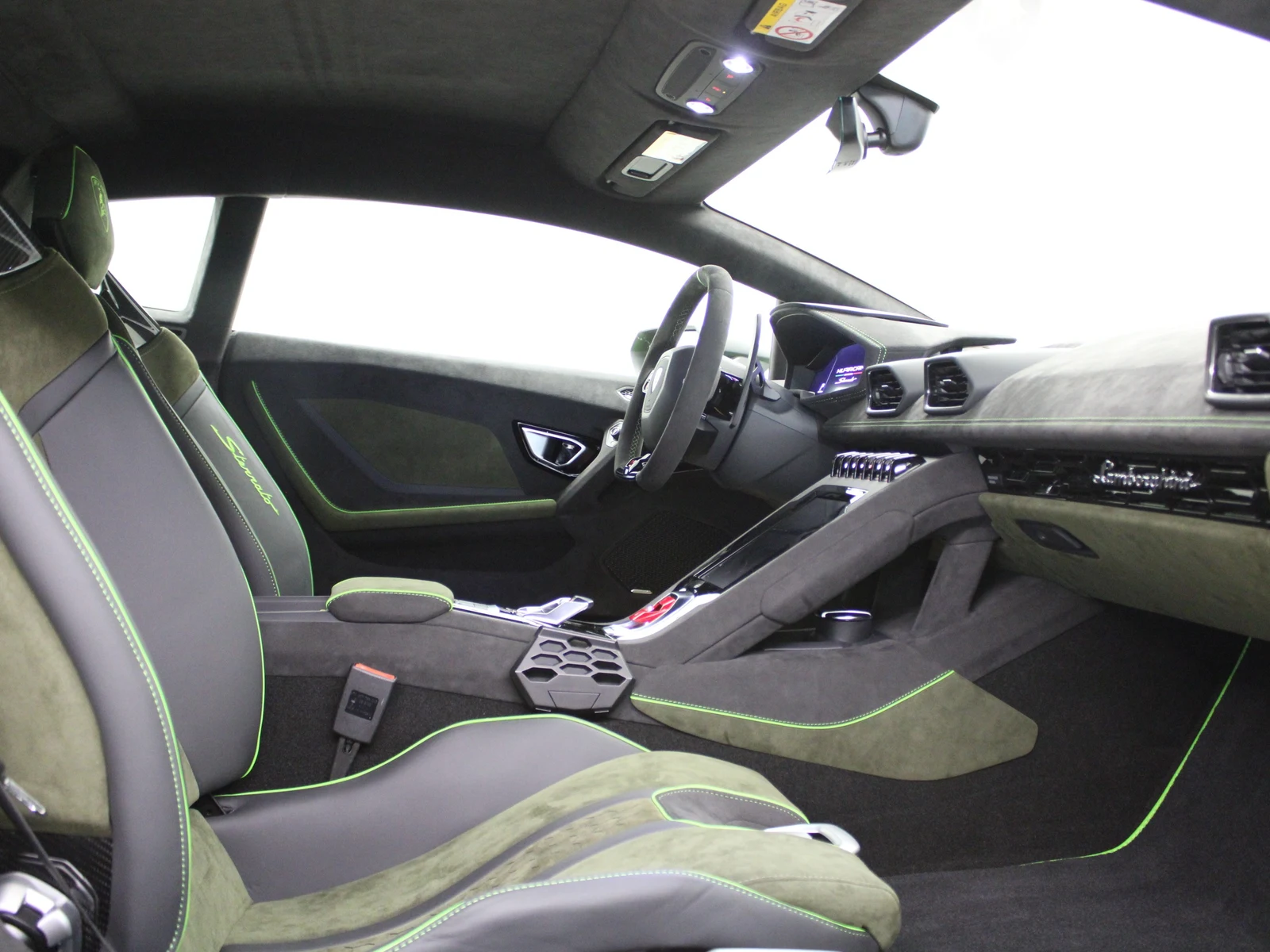 Lamborghini Huracán Sterrato, 7/8