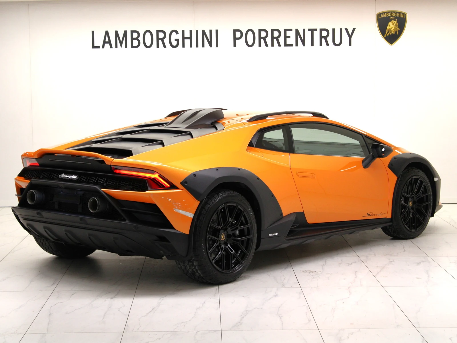 Lamborghini Huracán Sterrato, 3/7