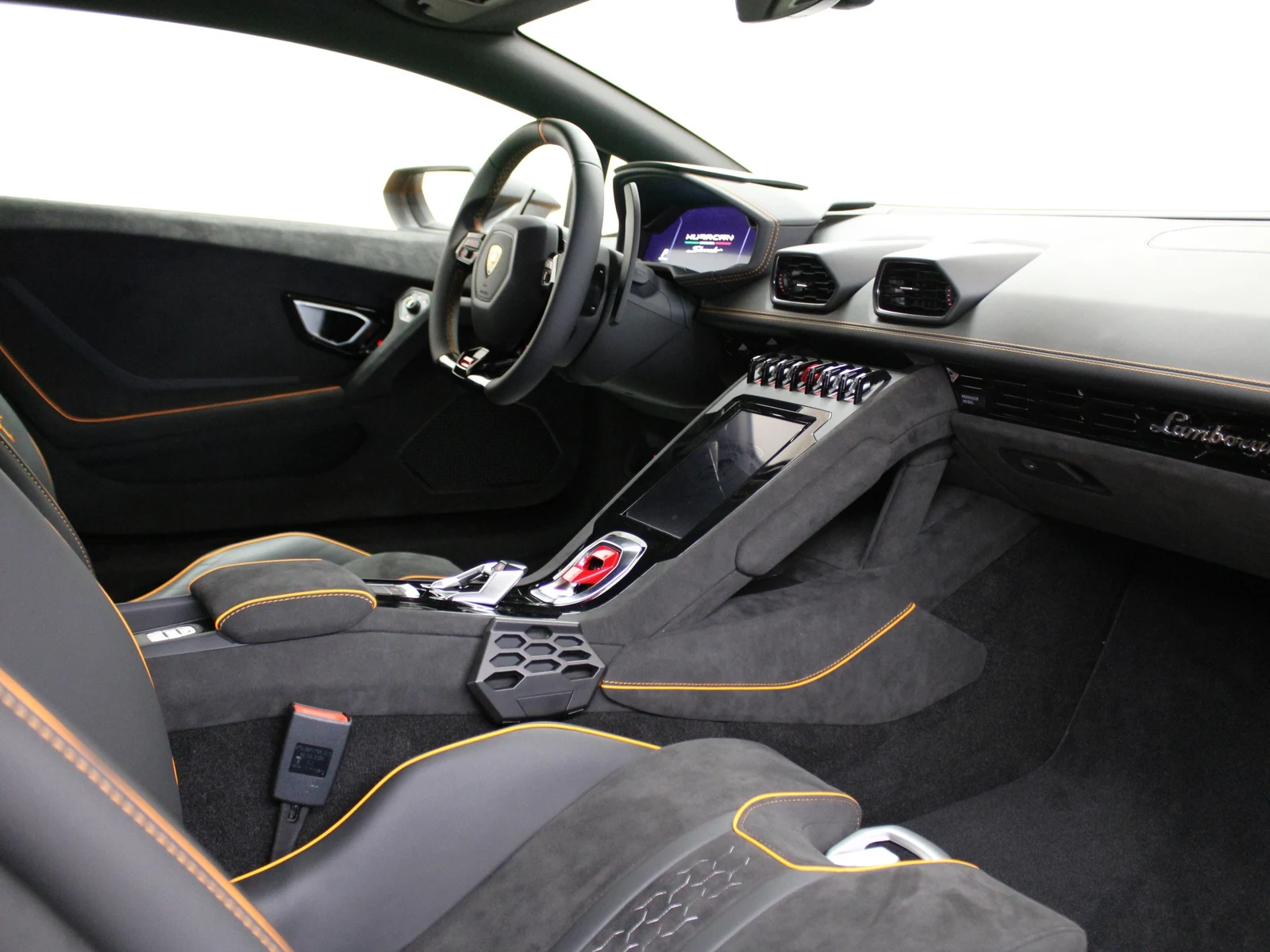 Lamborghini Huracán Sterrato, 6/7