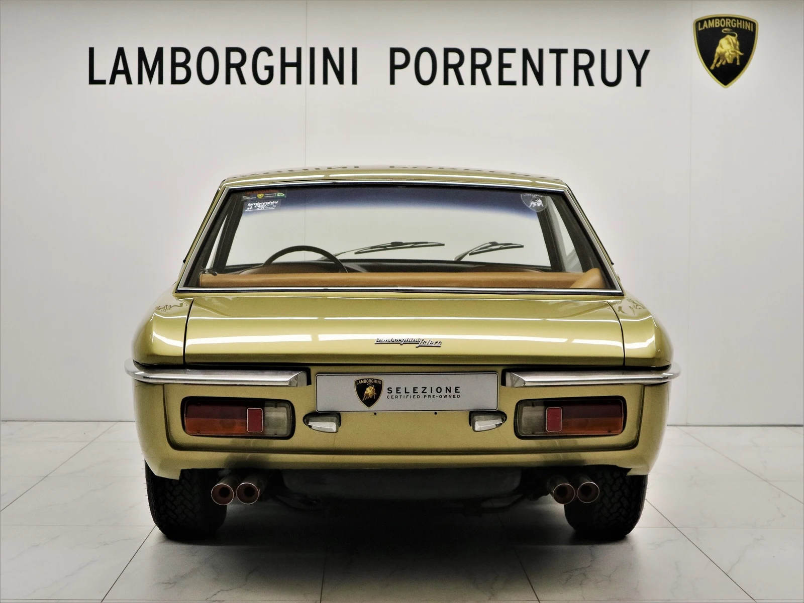 Lamborghini Islero, 4/10