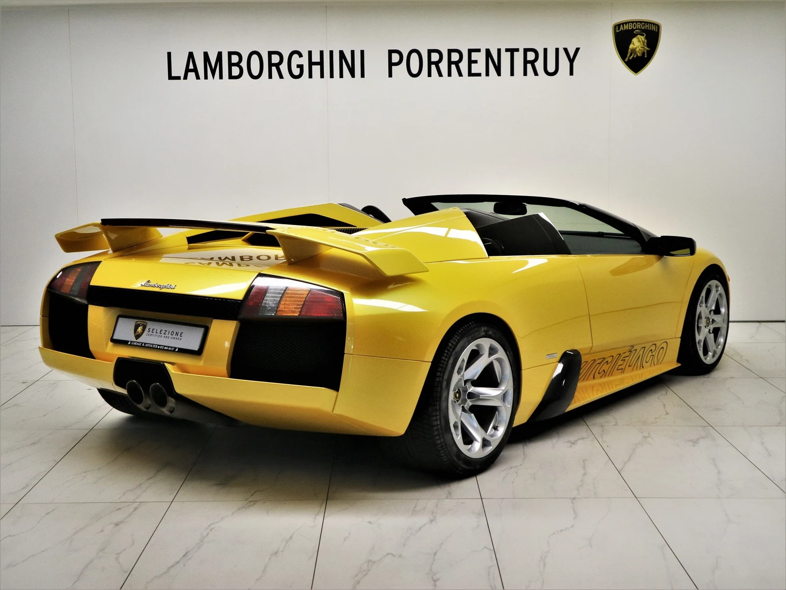 Lamborghini Murciélago Roadster, 3/9
