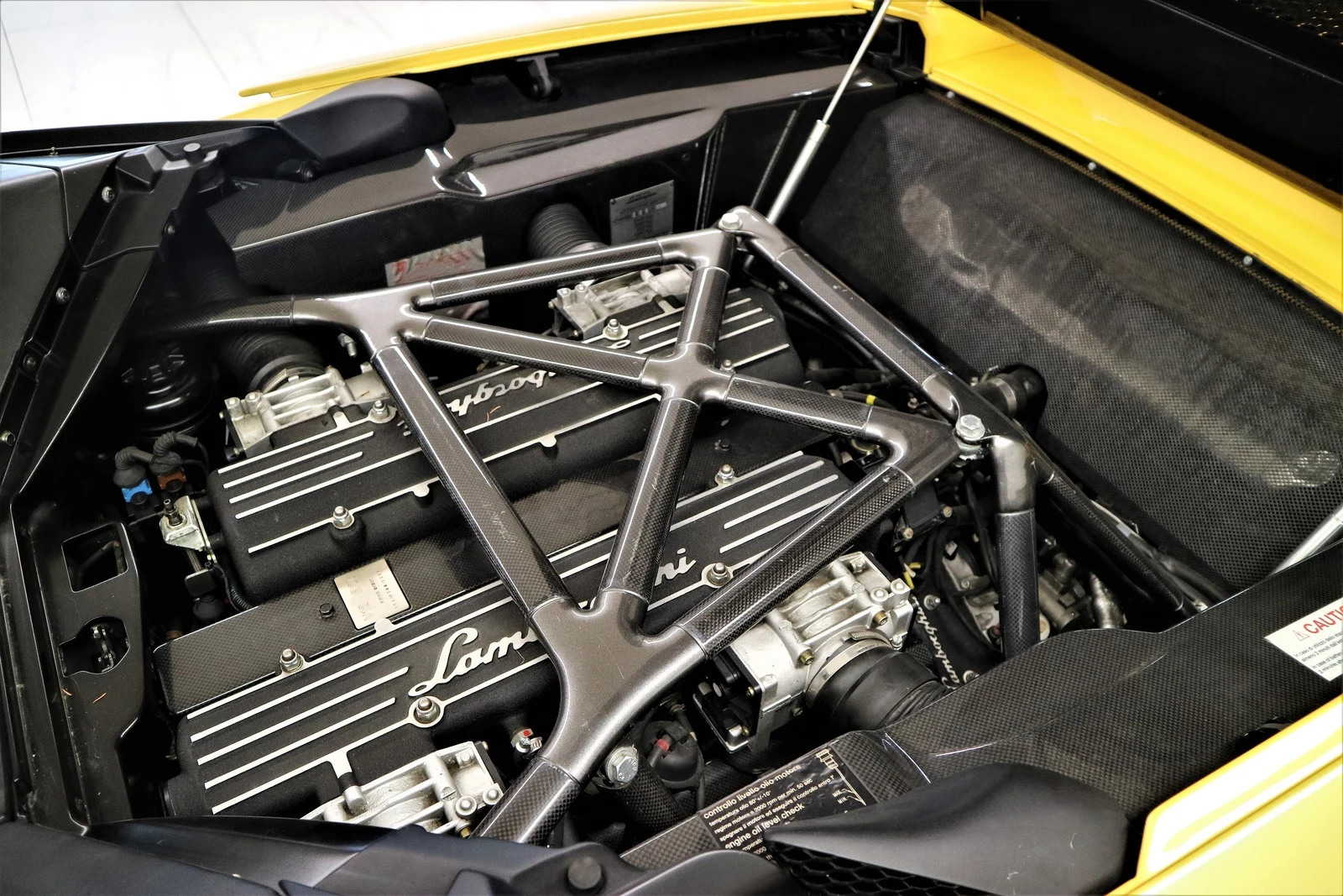 Lamborghini Murciélago Roadster, 7/9