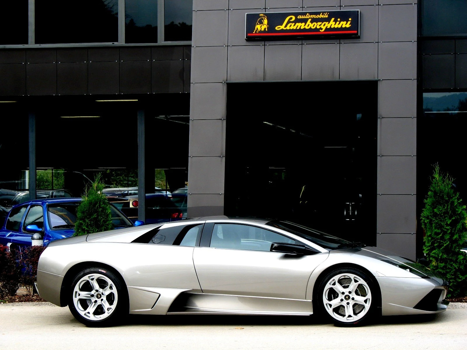 Lamborghini Murciélago LP 640, 2/3