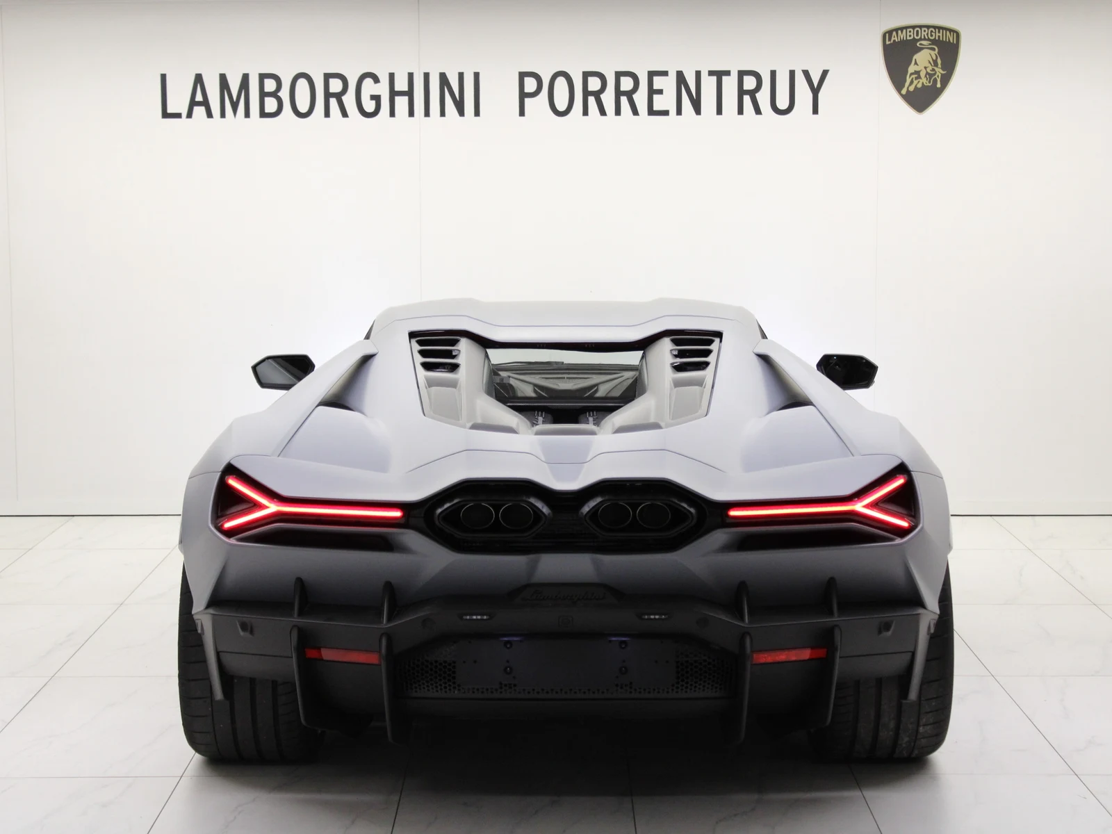 Lamborghini Revuelto, 4/7