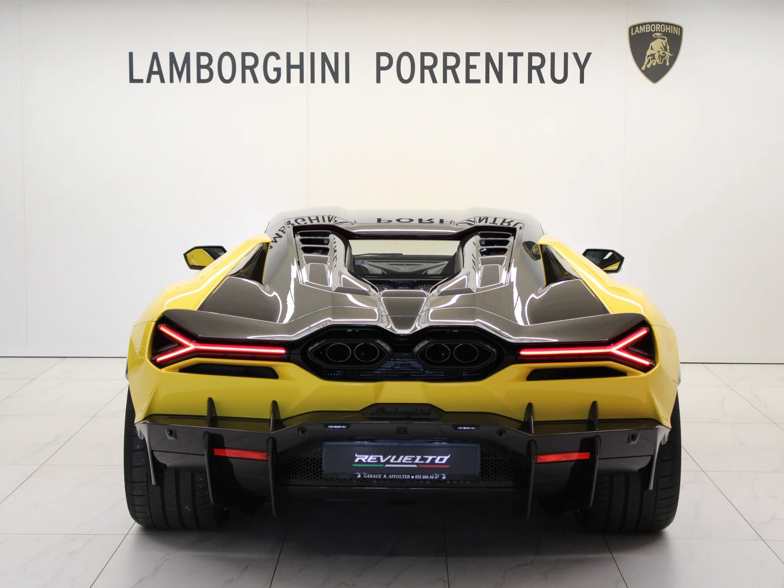 Lamborghini Revuelto, 4/6