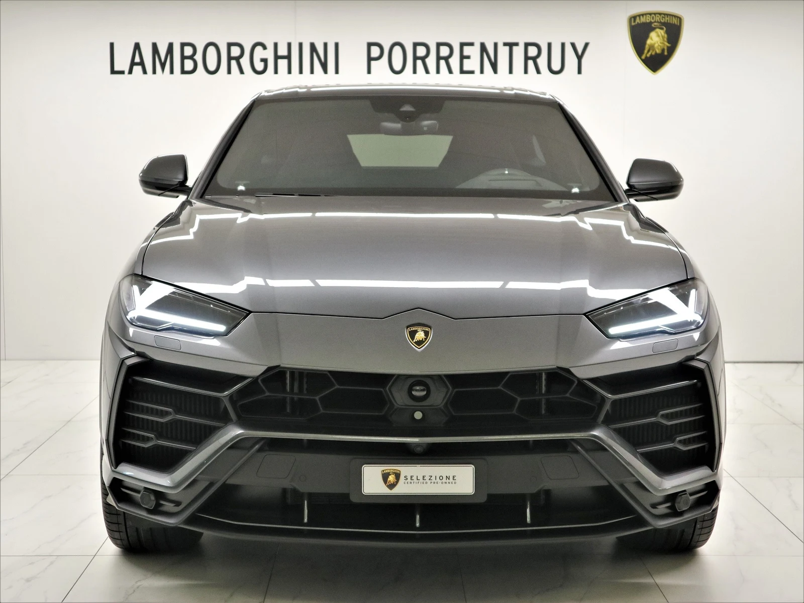 Lamborghini Urus, 5/10