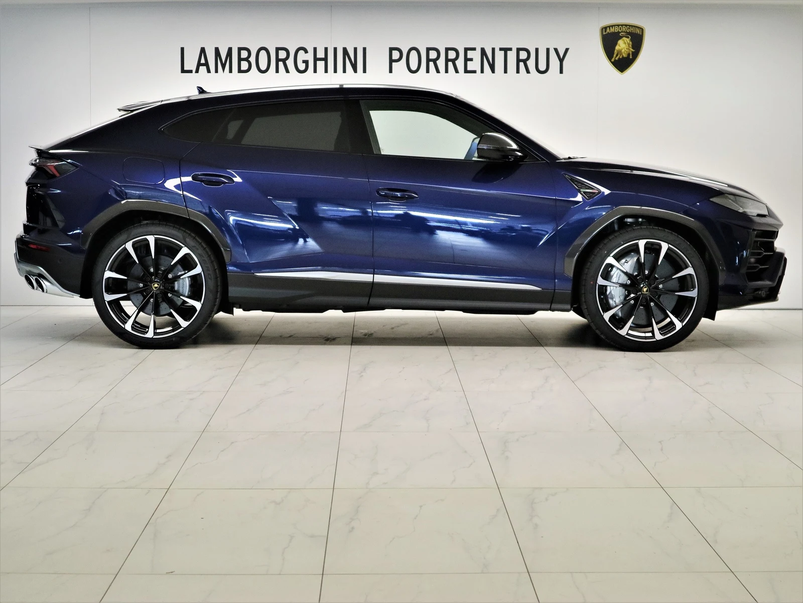 Lamborghini Urus, 2/7