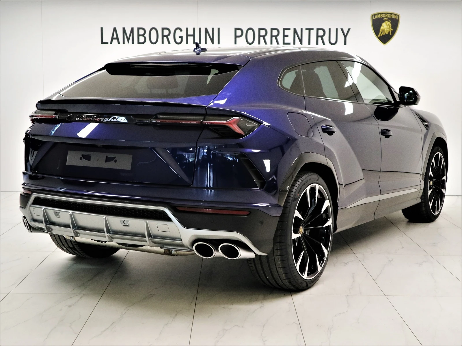 Lamborghini Urus, 3/7
