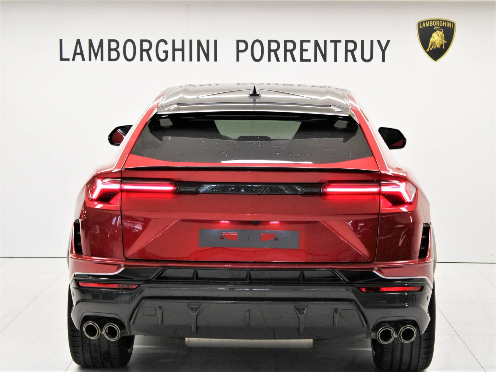Lamborghini Urus Performante, 2/4