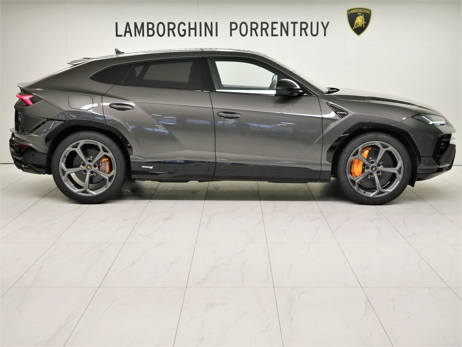 Lamborghini Urus S, 2/8