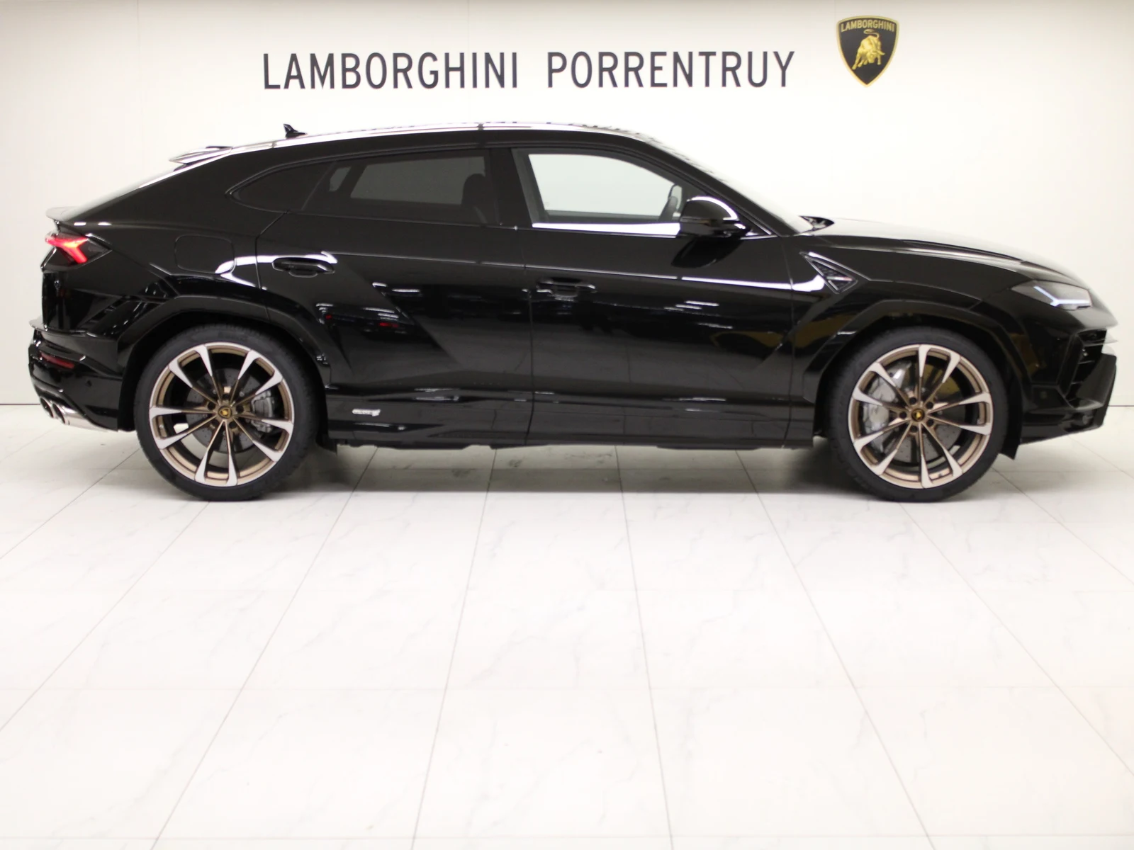 Lamborghini Urus S, 2/7