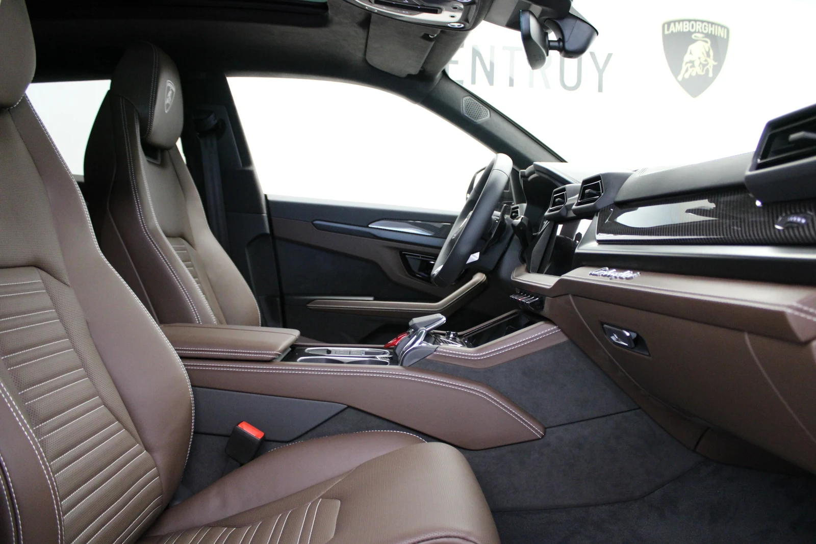 Lamborghini Urus SE, 6/7