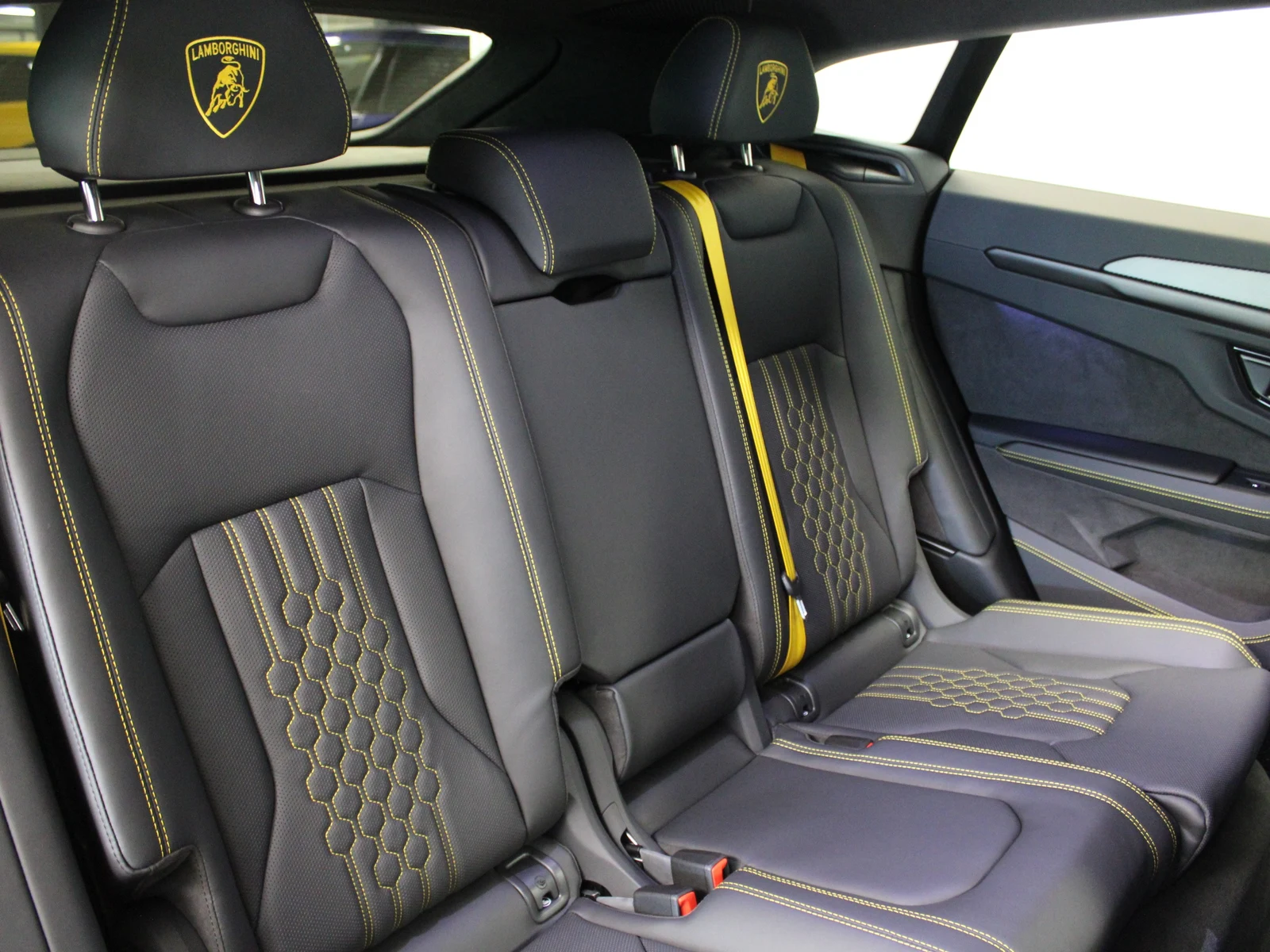 Lamborghini Urus SE, 8/8