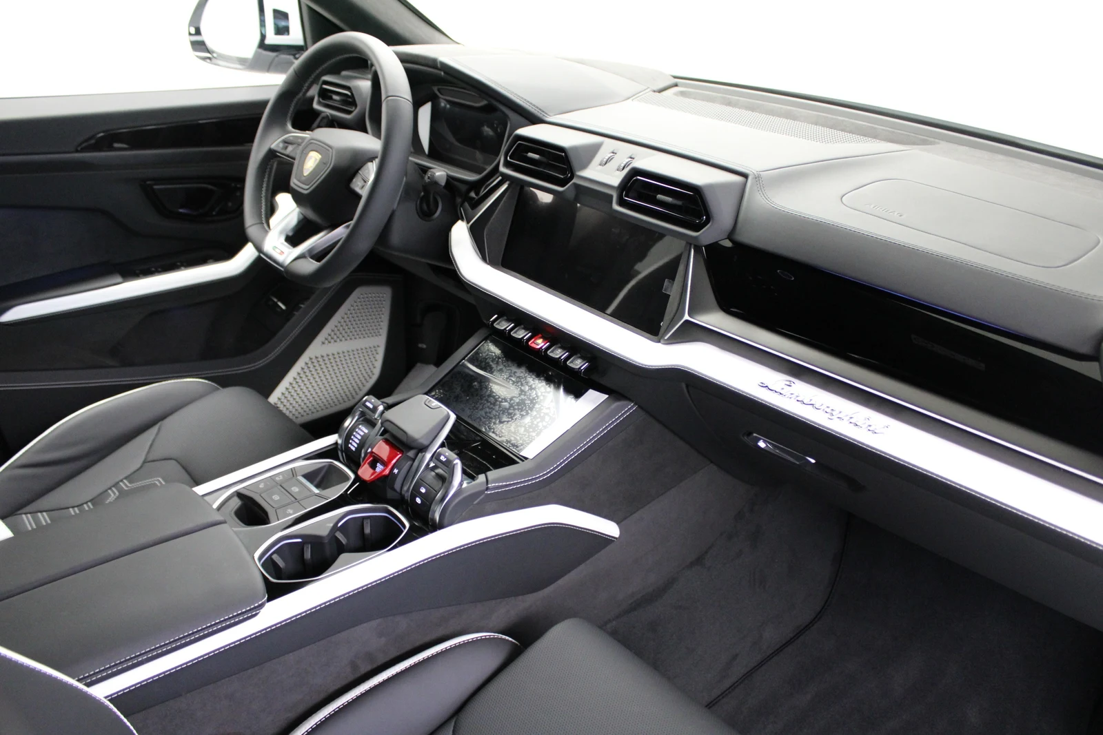 Lamborghini Urus SE, 6/8