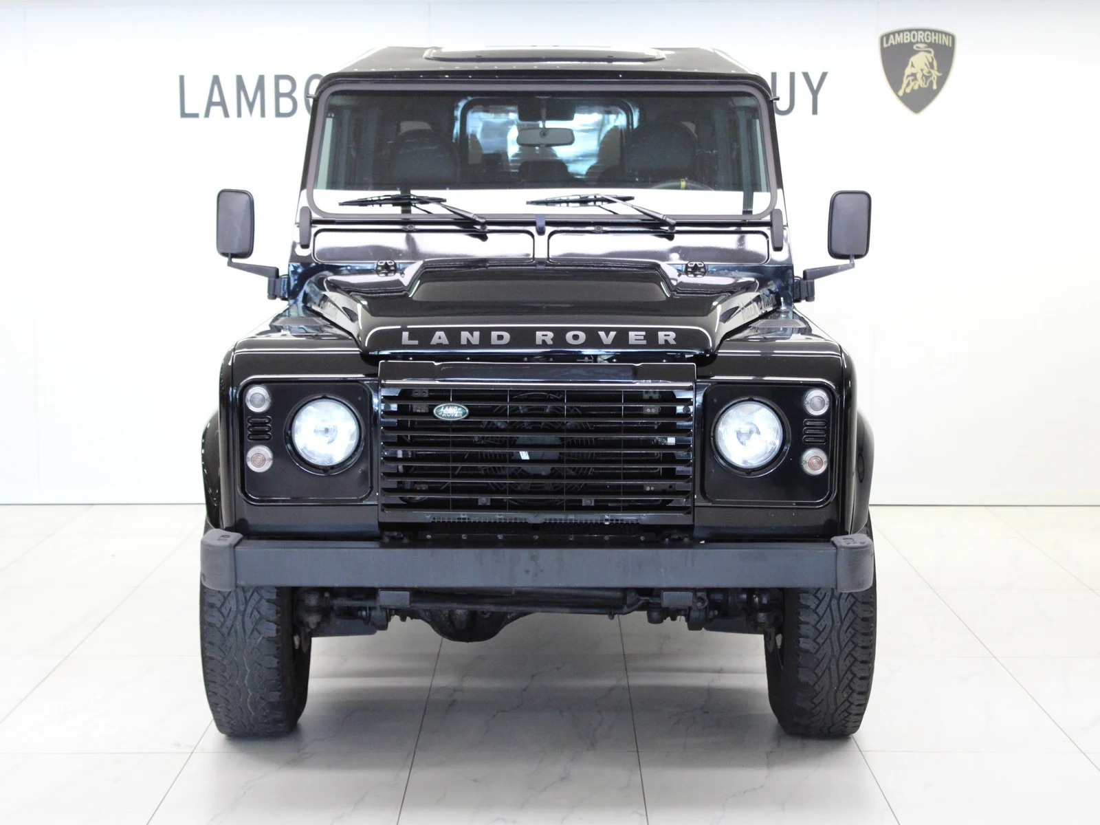 Land Rover Defender 110 Td4 Station Wagon, 5/8