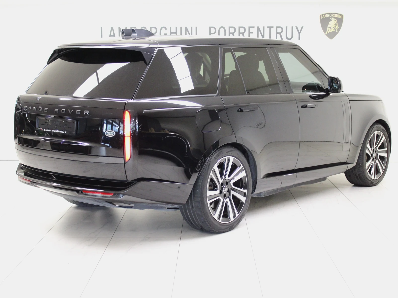 Land Rover Range Rover P440e HSE, 3/6