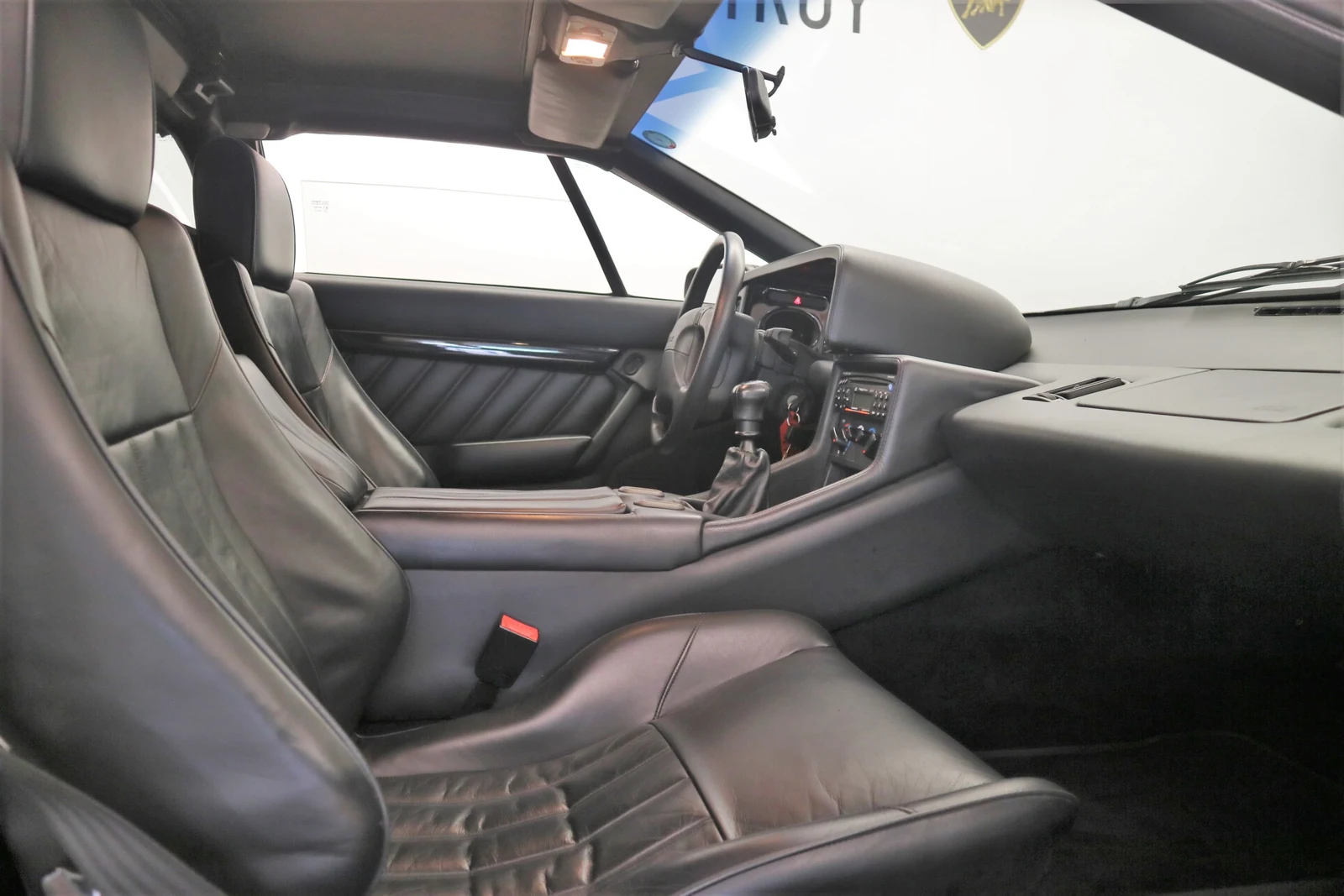 Lotus Esprit V8 GT, 6/8