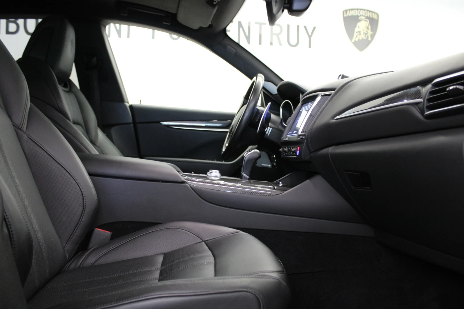 Maserati Levante S, 8/9
