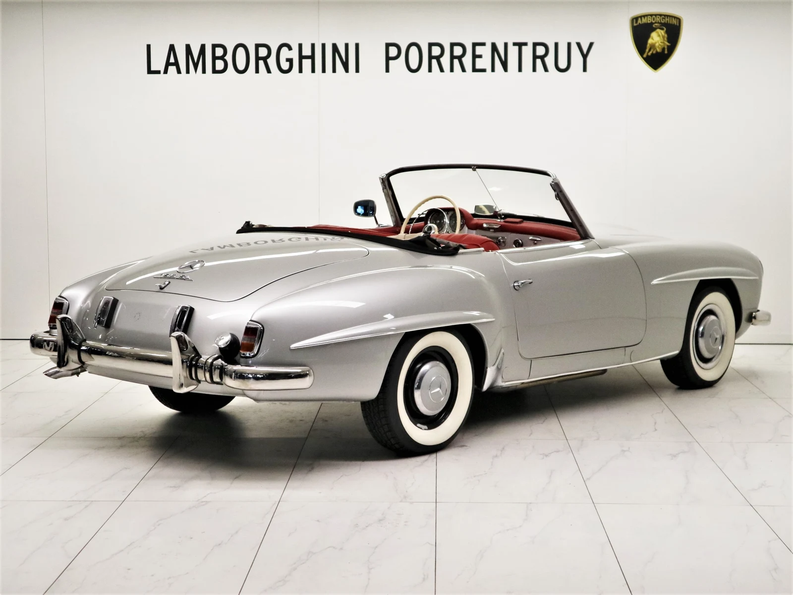 Mercedes-Benz 190 SL (W121), 3/8