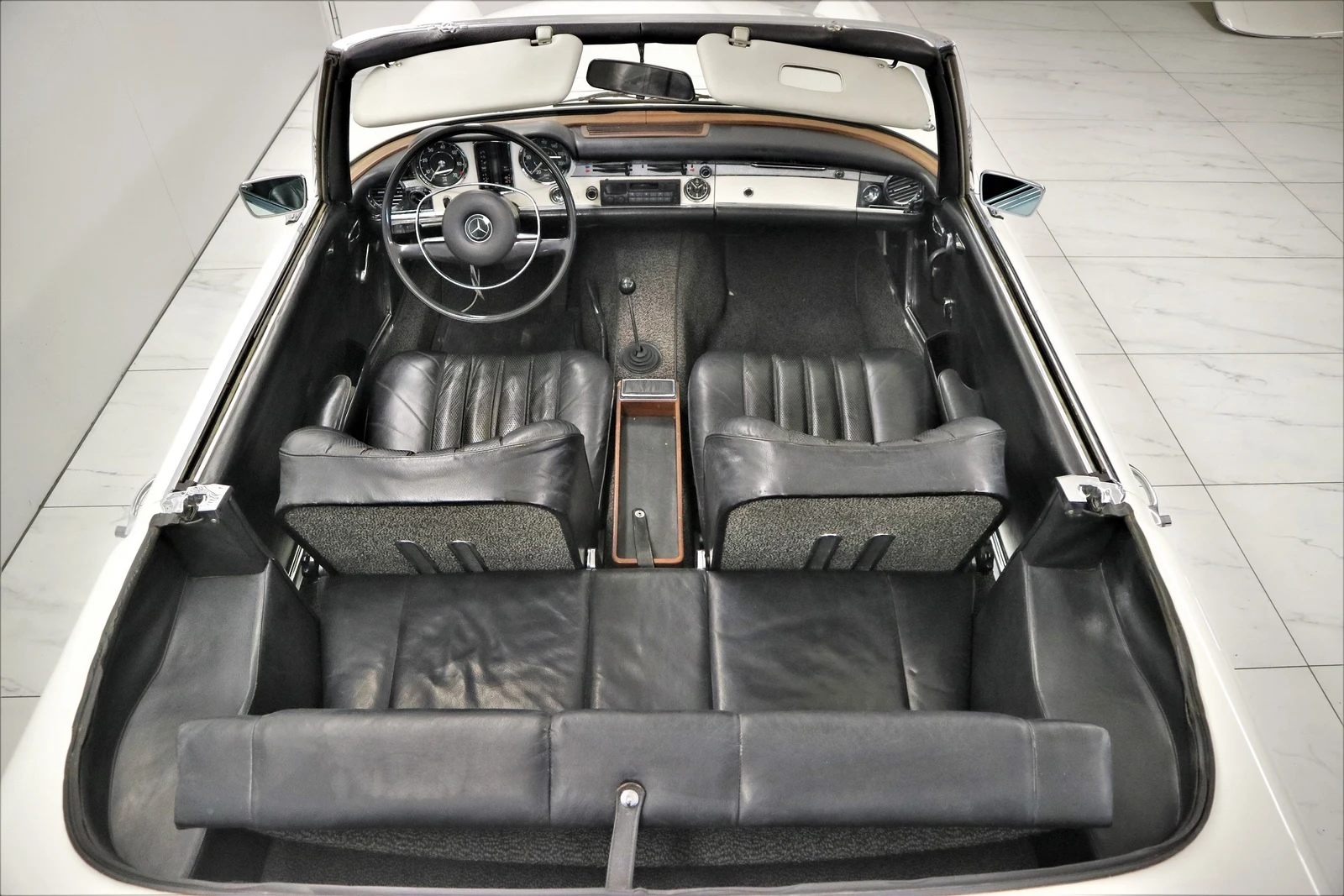 Mercedes-Benz 280 SL California (W113), 6/8