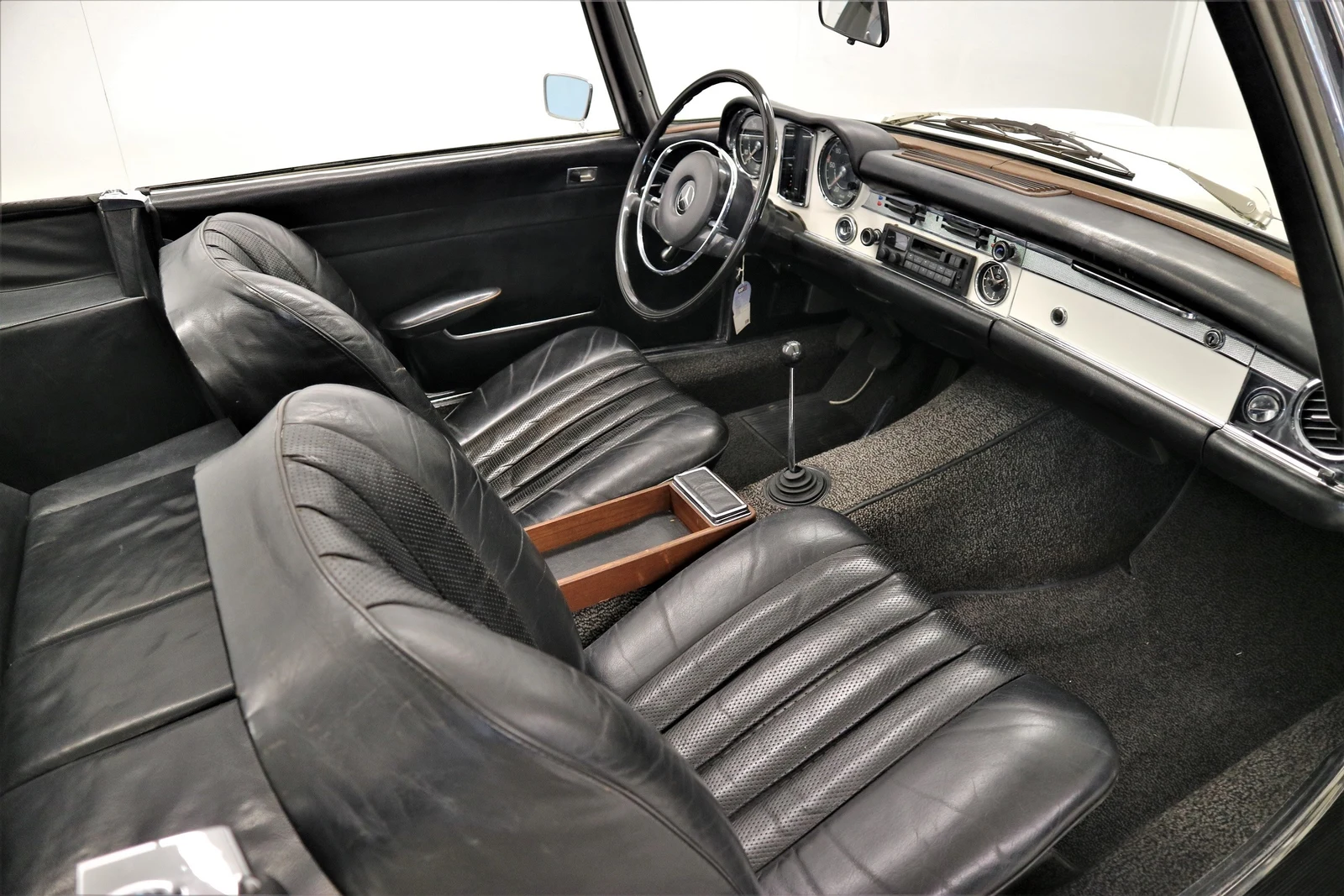 Mercedes-Benz 280 SL California (W113), 7/8