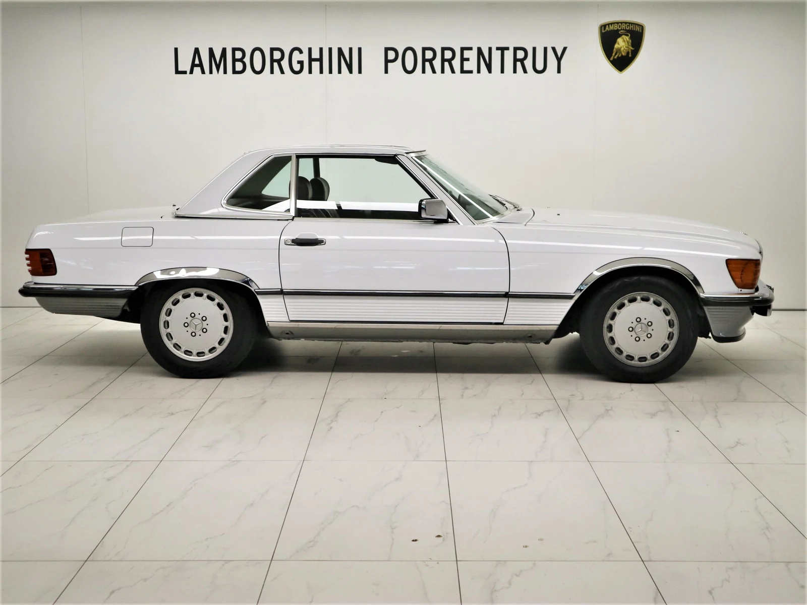 Mercedes-Benz 300 SL (R107), 6/10