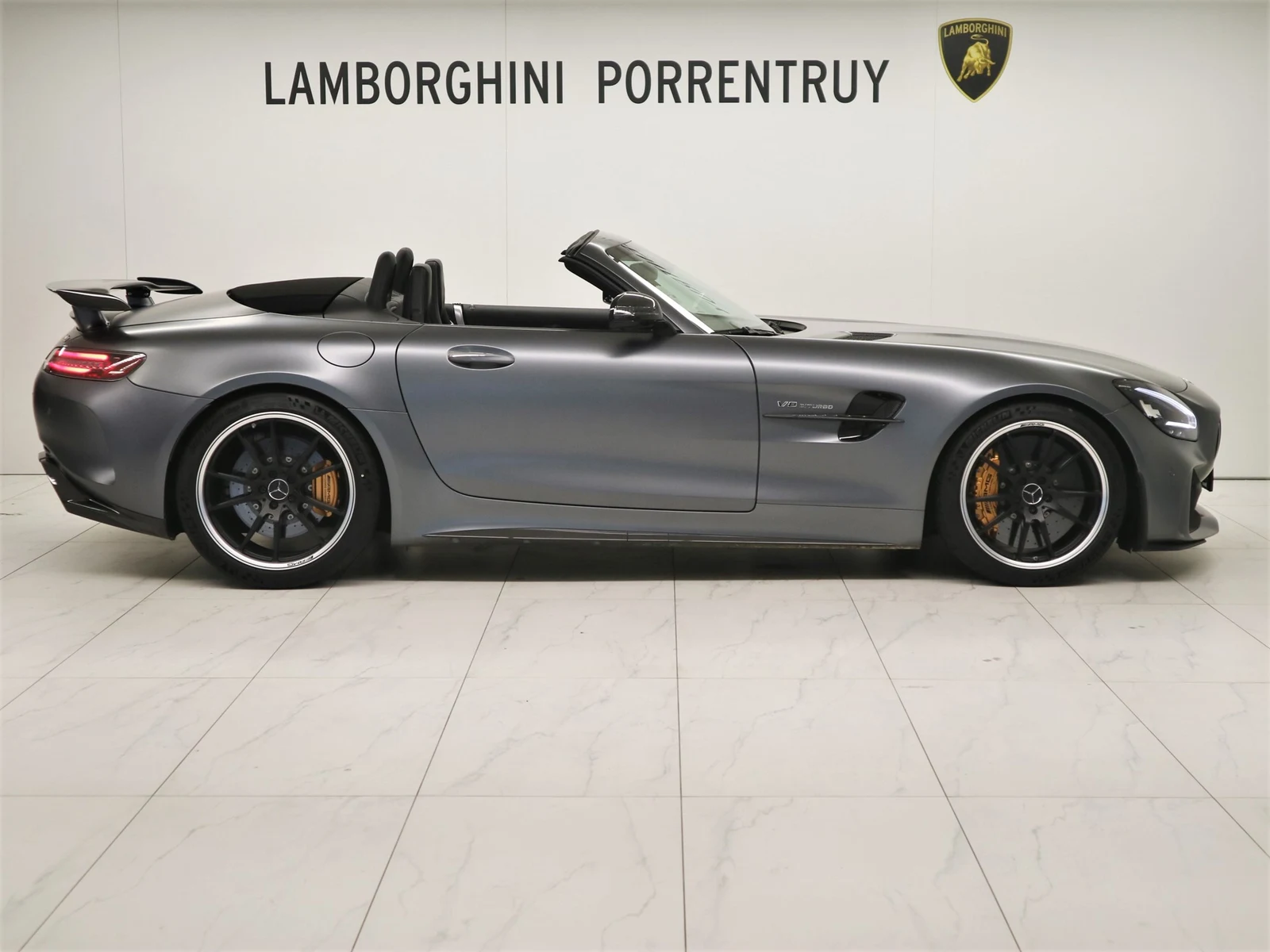 Mercedes-AMG GT R Roadster, 2/8