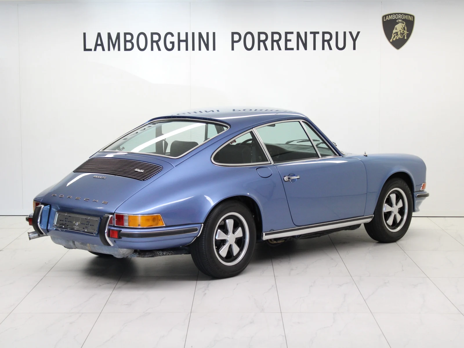 Porsche 911 2.4 S, 3/7