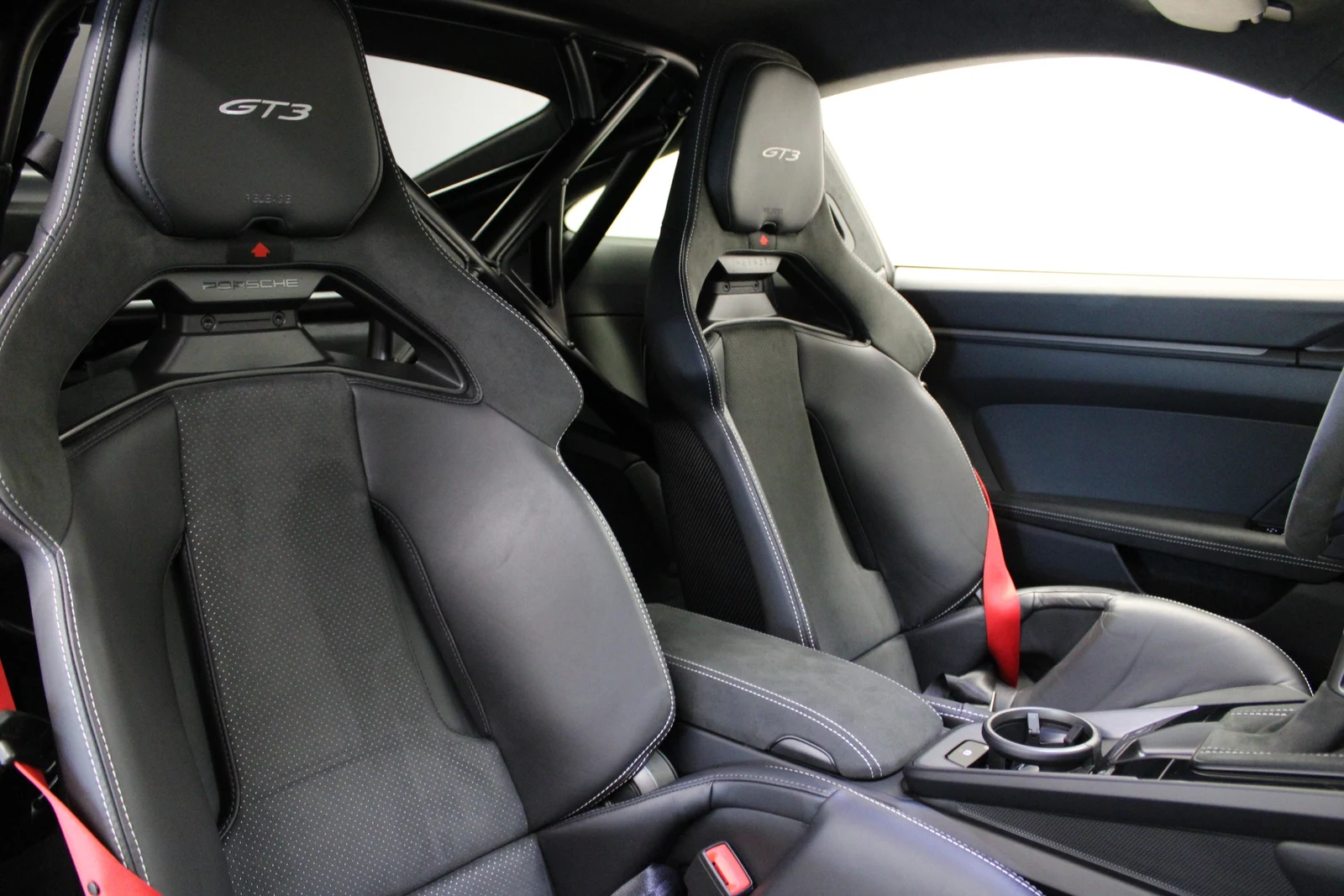 Porsche 911 GT3 (992.2), 6/7