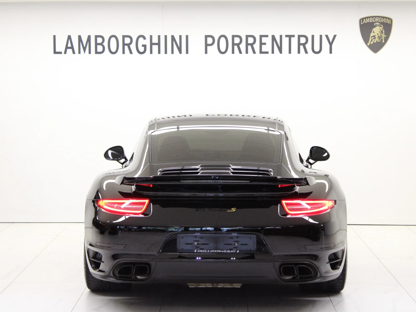 Porsche 911 Turbo S (991), 4/8