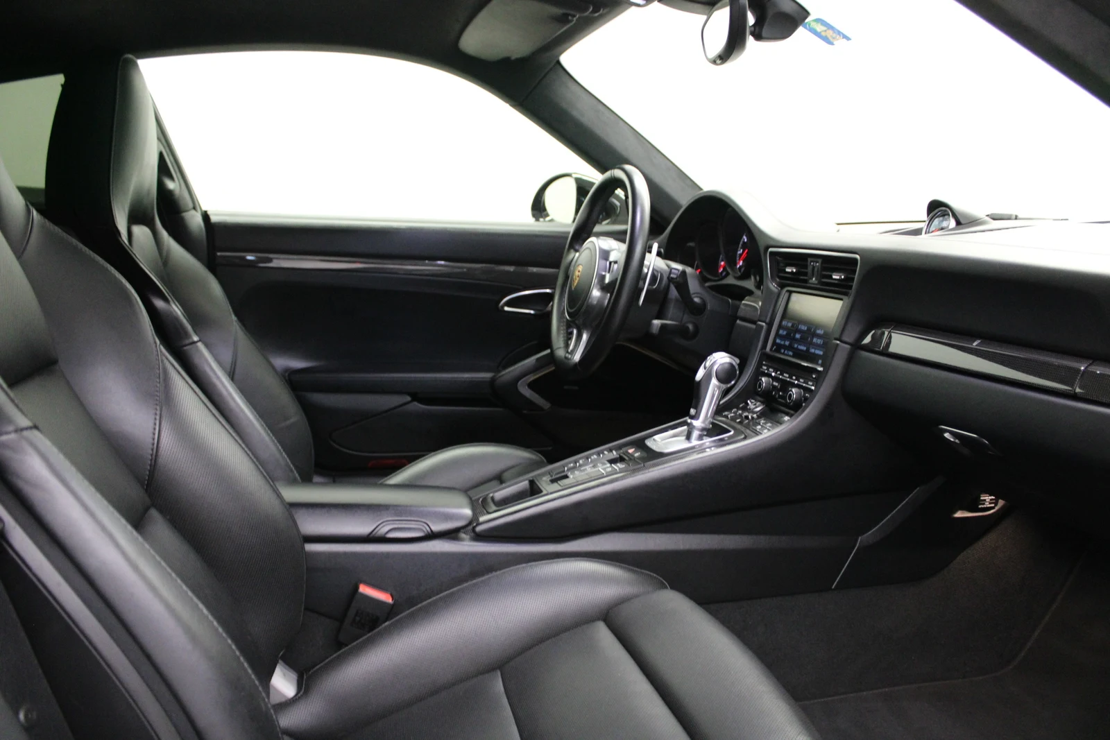 Porsche 911 Turbo S (991), 7/8