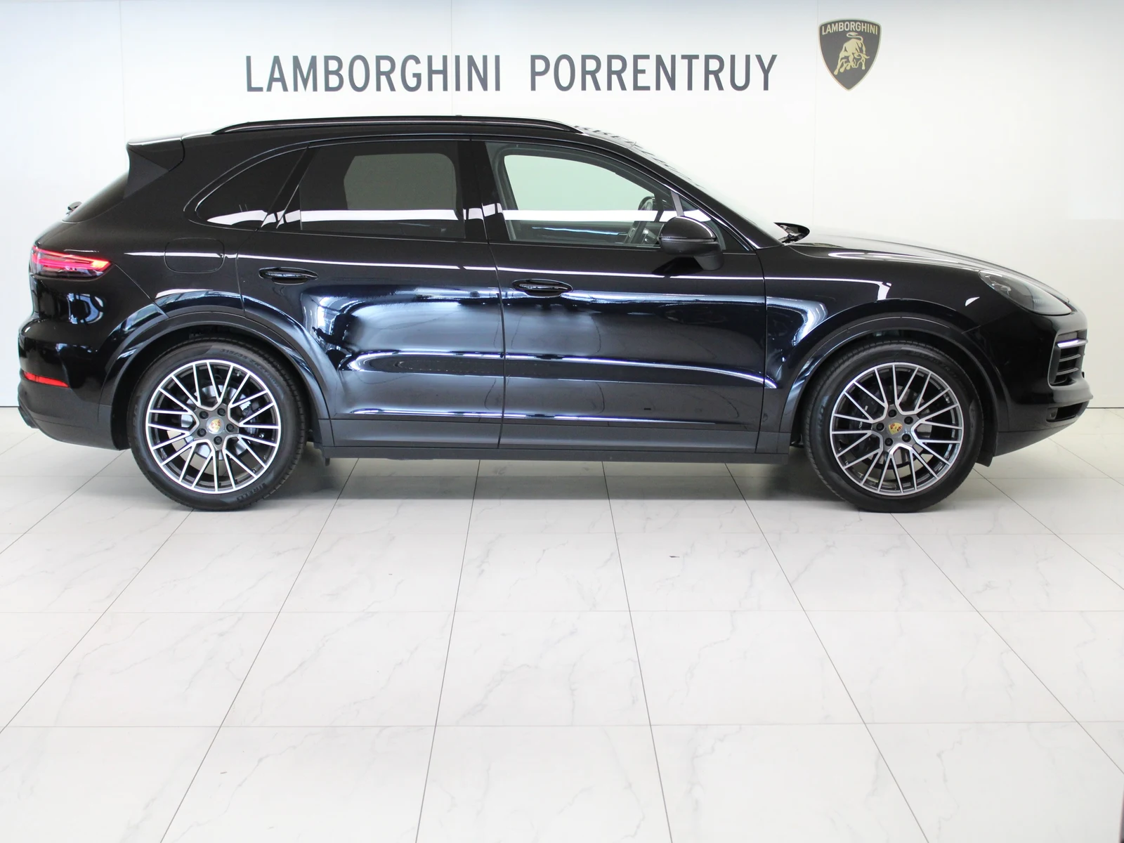 Porsche Cayenne (E3), 2/7