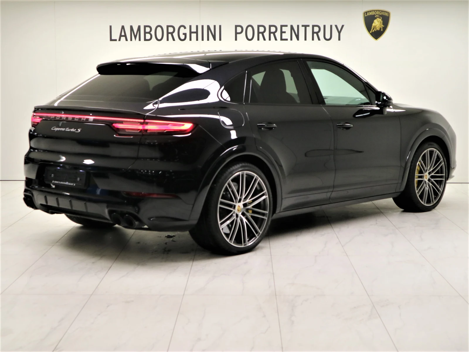 Porsche Cayenne Turbo S E-Hybrid Coupé, 3/9