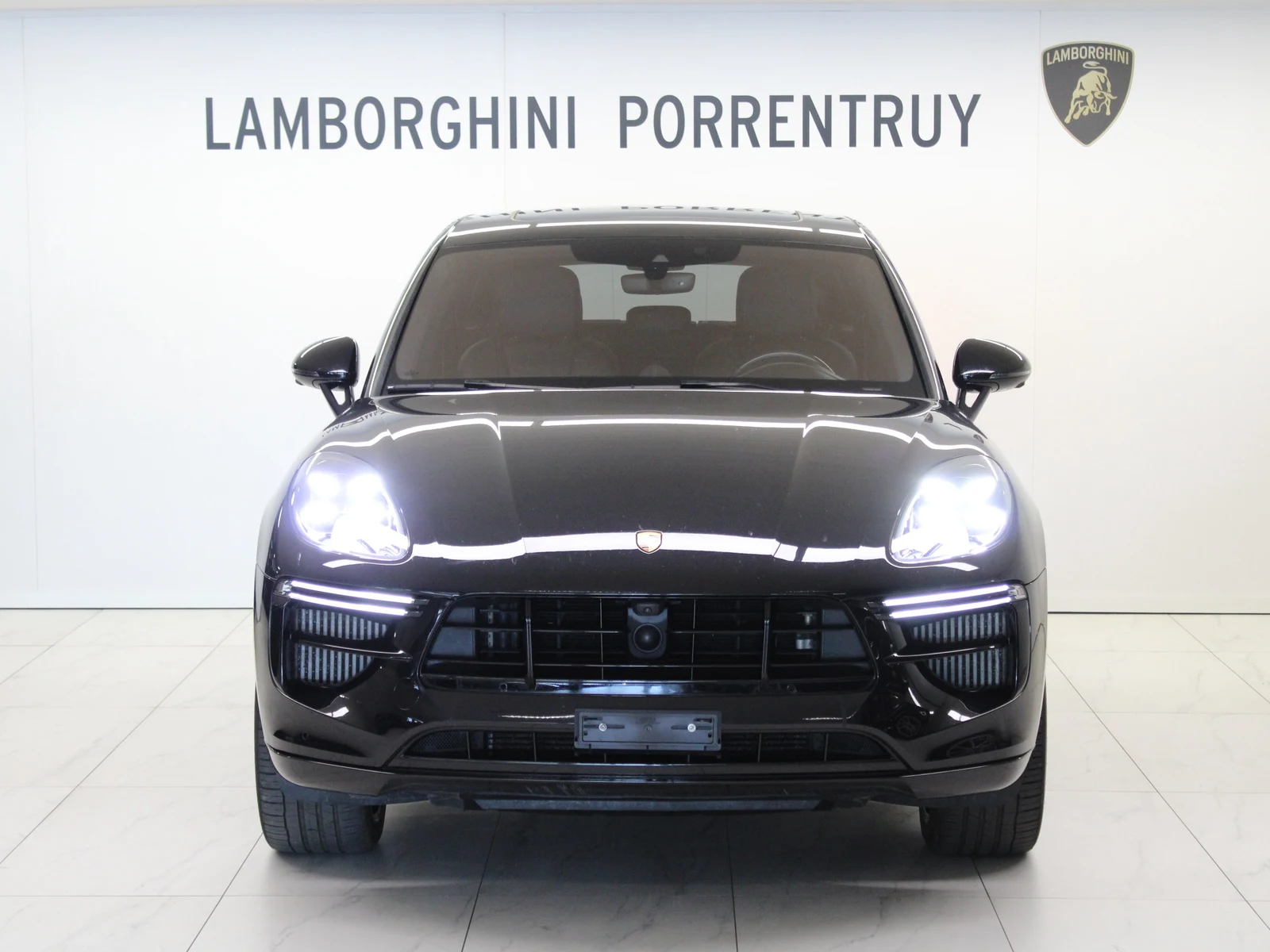 Porsche Macan Turbo, 5/7