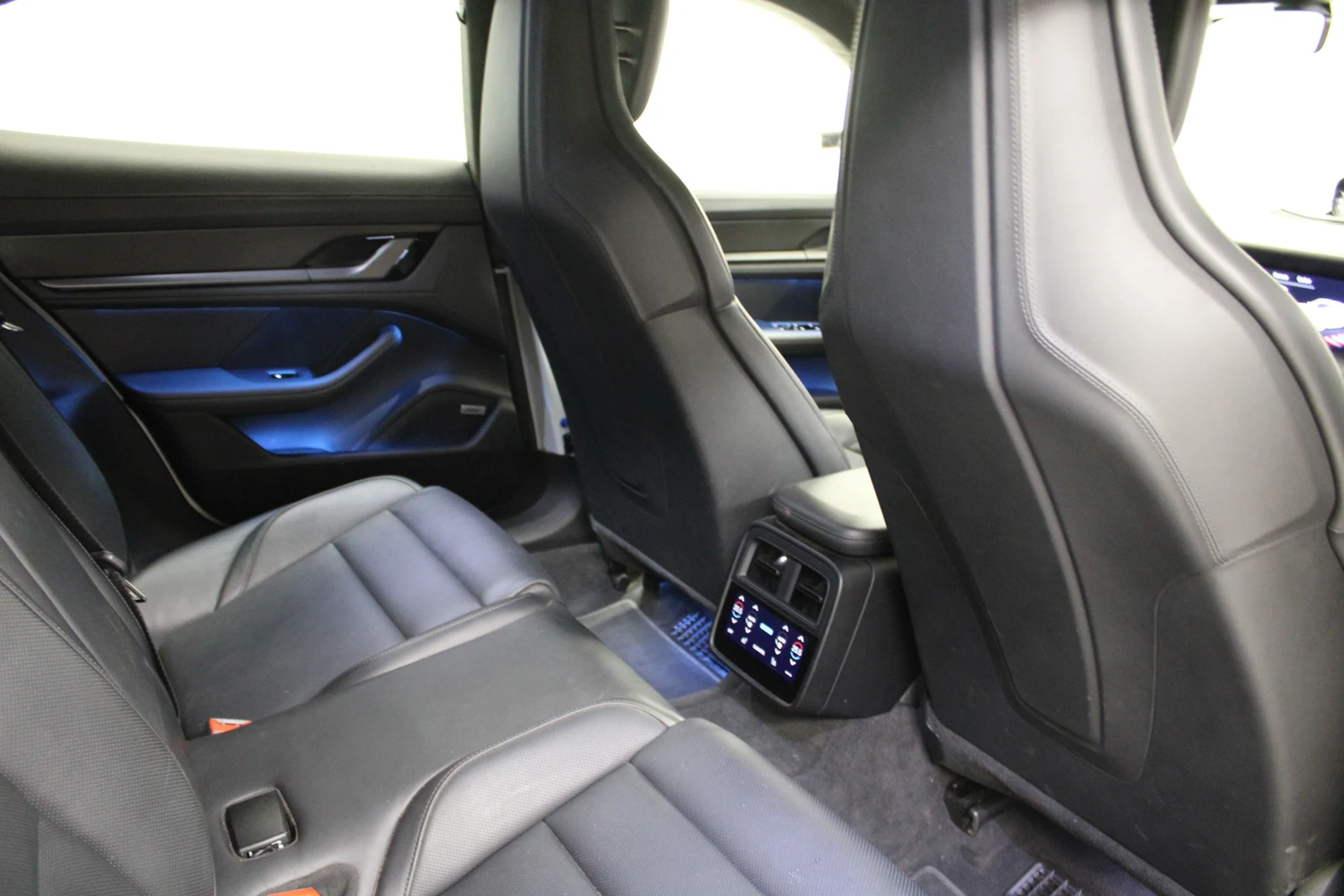 Porsche Taycan Turbo S, 9/9
