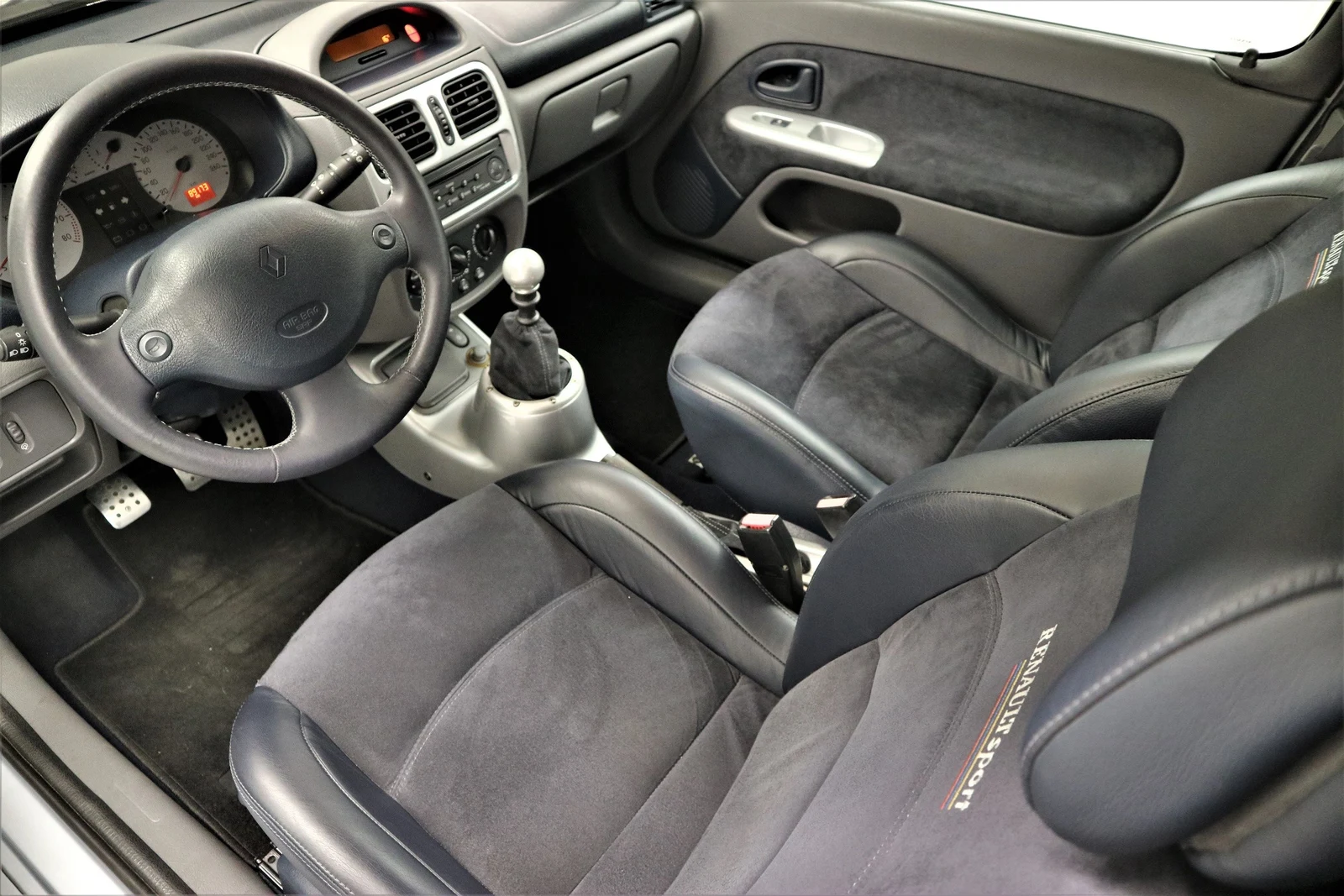 Renault Clio V6, 6/7