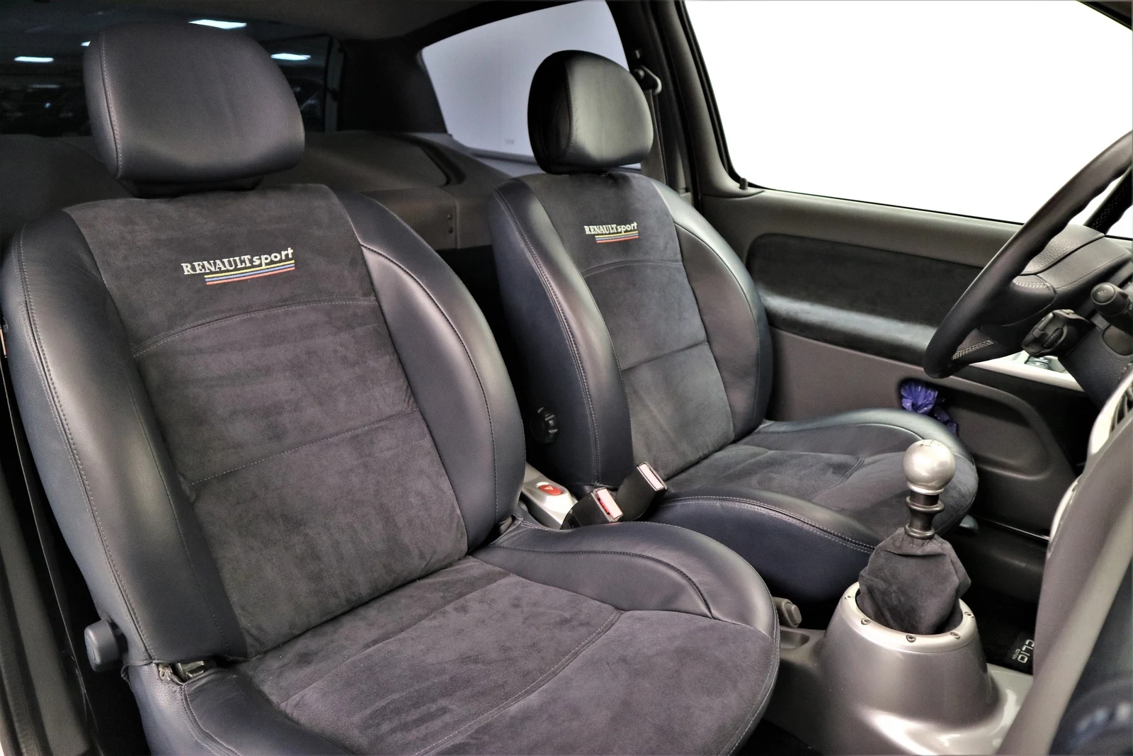 Renault Clio V6, 7/7