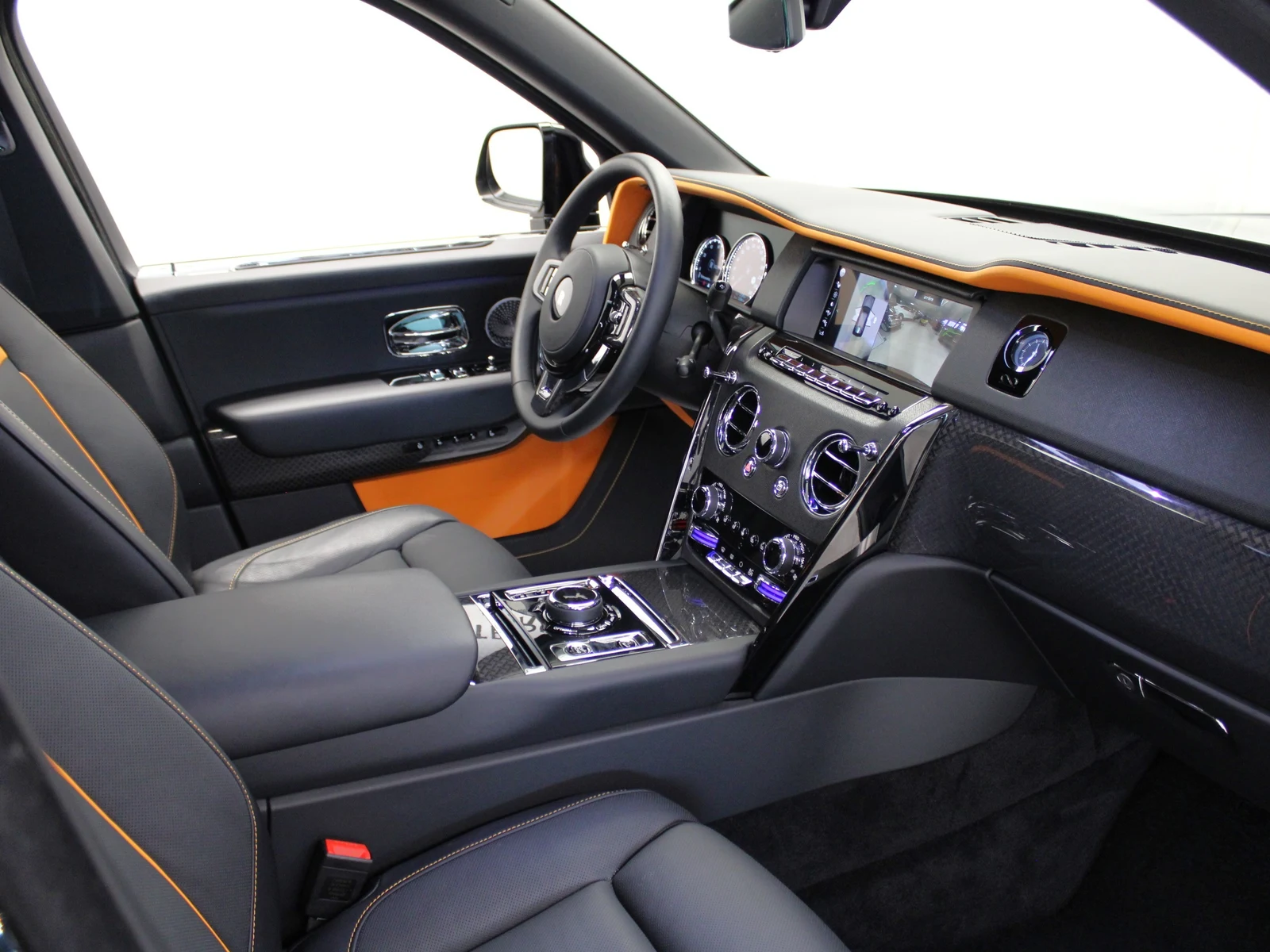 Rolls-Royce Cullinan Black Badge, 6/10