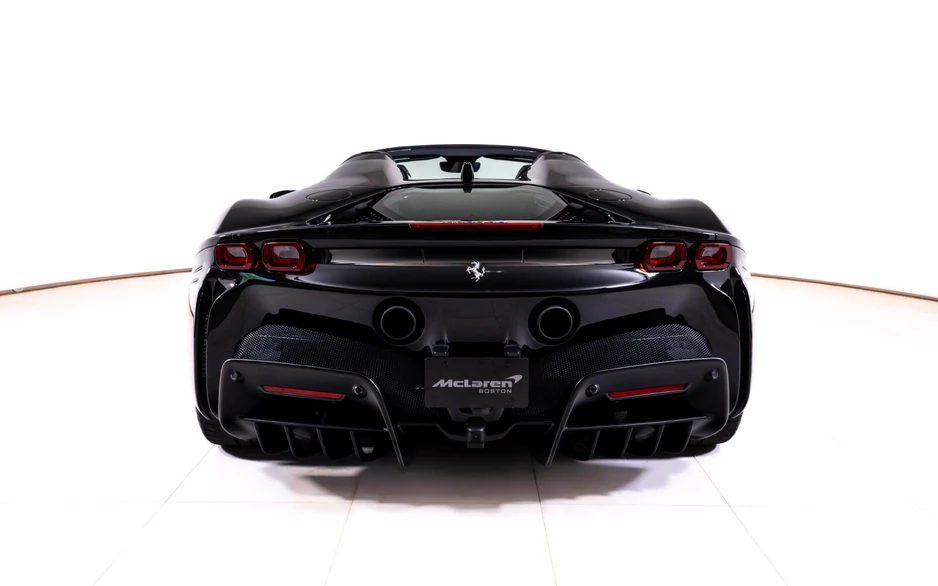 2022 Ferrari SF90 Spider, 6/30