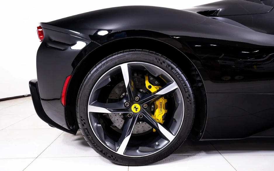2022 Ferrari SF90 Spider, 20/30
