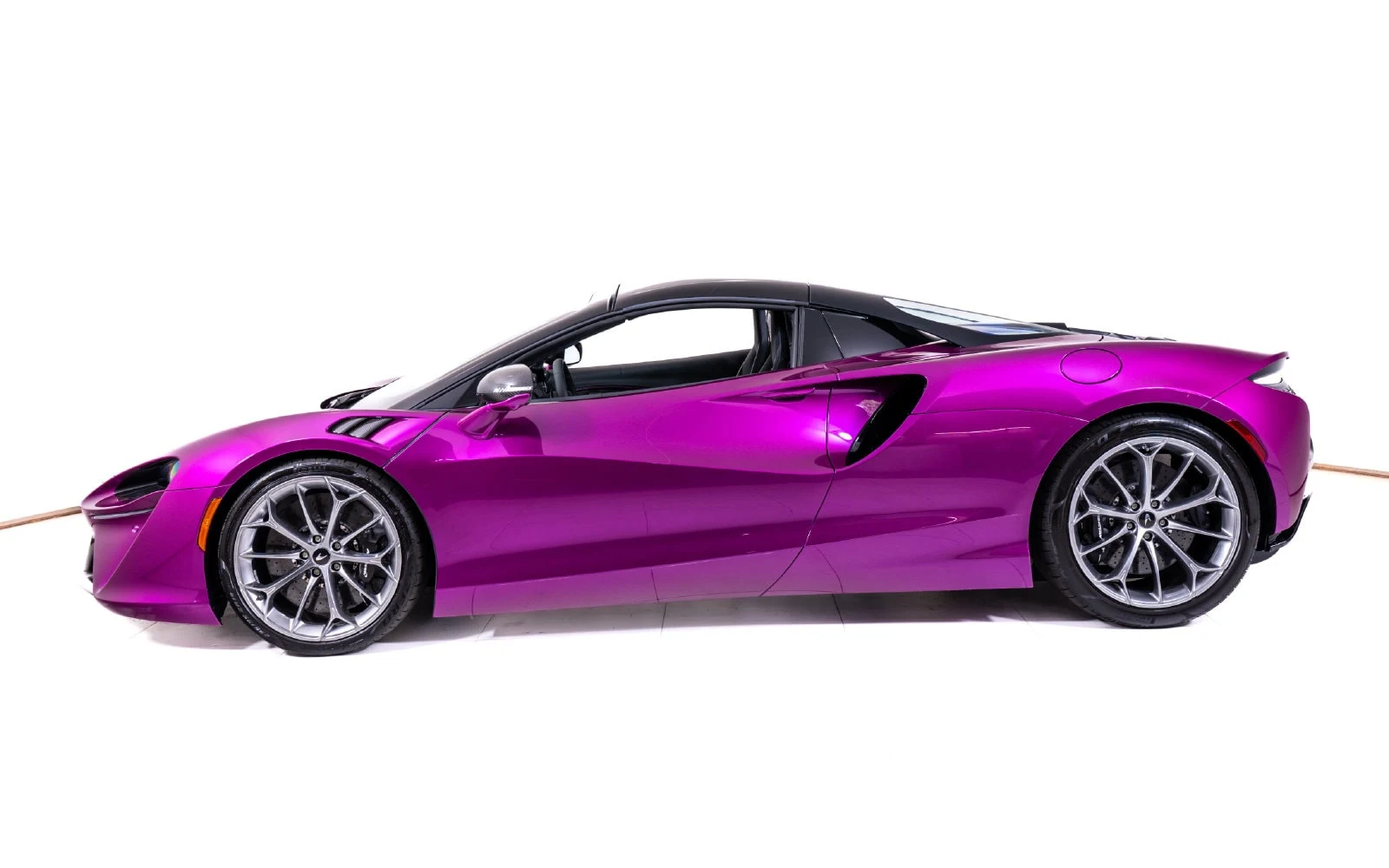 2027 McLaren Artura Spider, 3/28